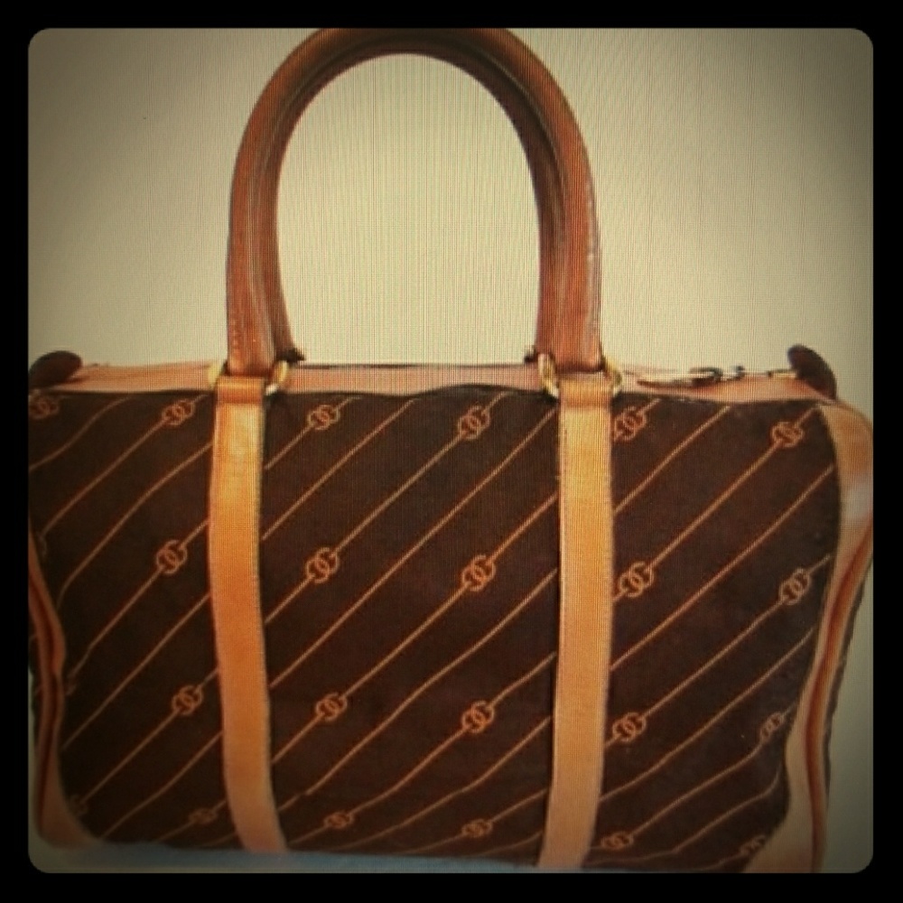 Authentic  Vintage Gucci Boston Satchel
